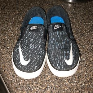 Nike Navy Blue w/ Light Blue Spots Canvas Shoes